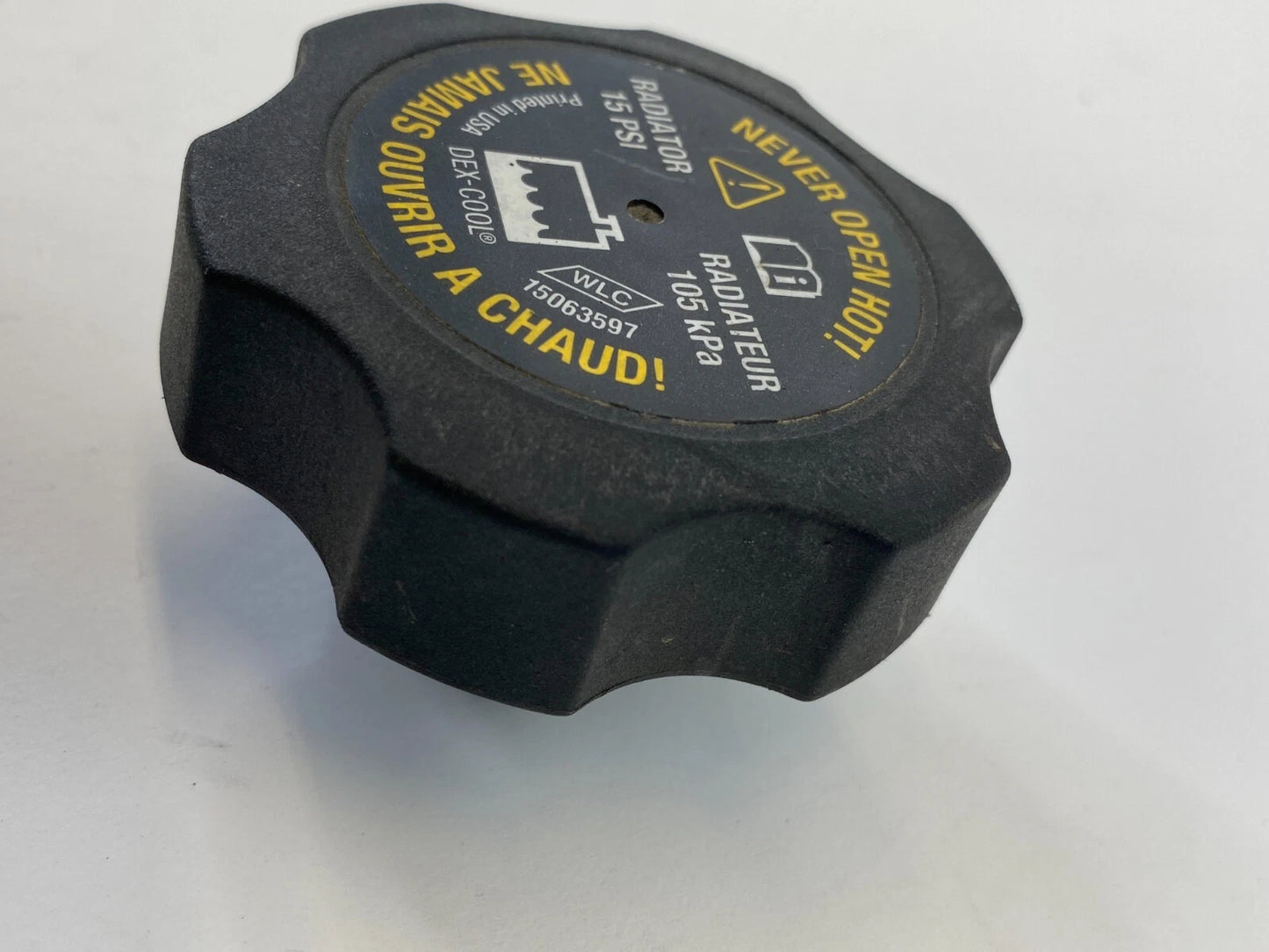 2000-2013 GMC YUKON 5.3L XL 1500 / 2500 RADIATOR COOLANT RESERVOIR CAP COVER OEM