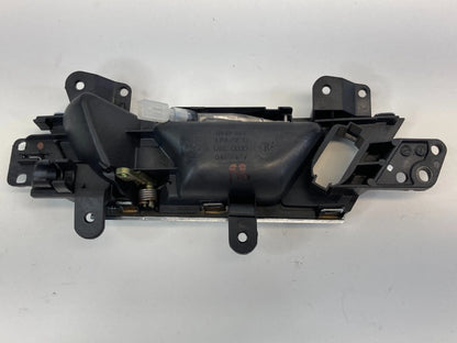 2005-2011 AUDI A6 REAR RIGHT SIDE INTERIOR DOOR HANDLE W/ BEZEL 4F0-839-020 OEM