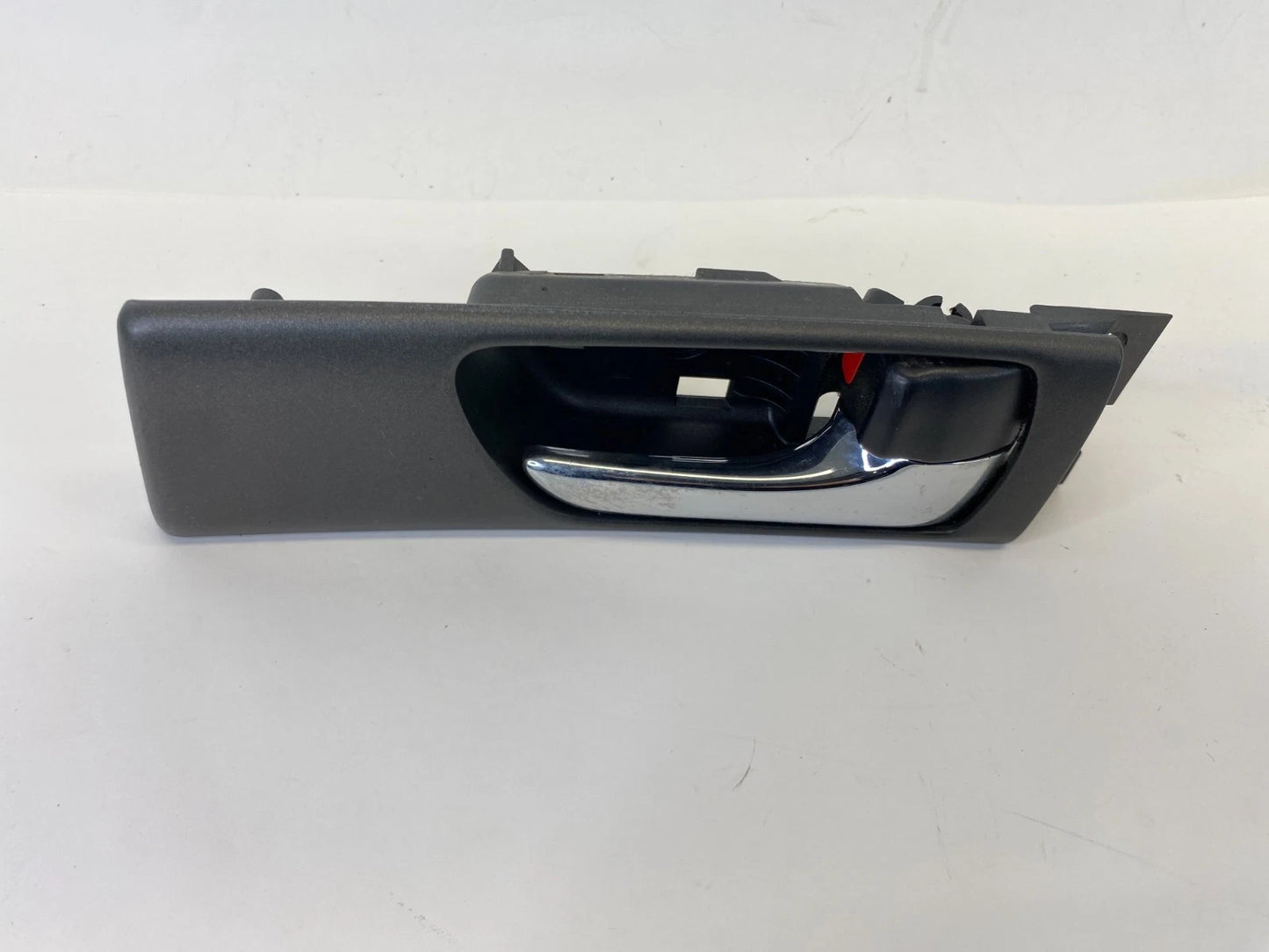 2002 2003 LEXUS ES300 REAR RIGHT SIDE INNER DOOR HANDLE ASSY 69297 330 2002-2003-lexus-es300-rear-right-side-inner-door-handle-assy-69297-330