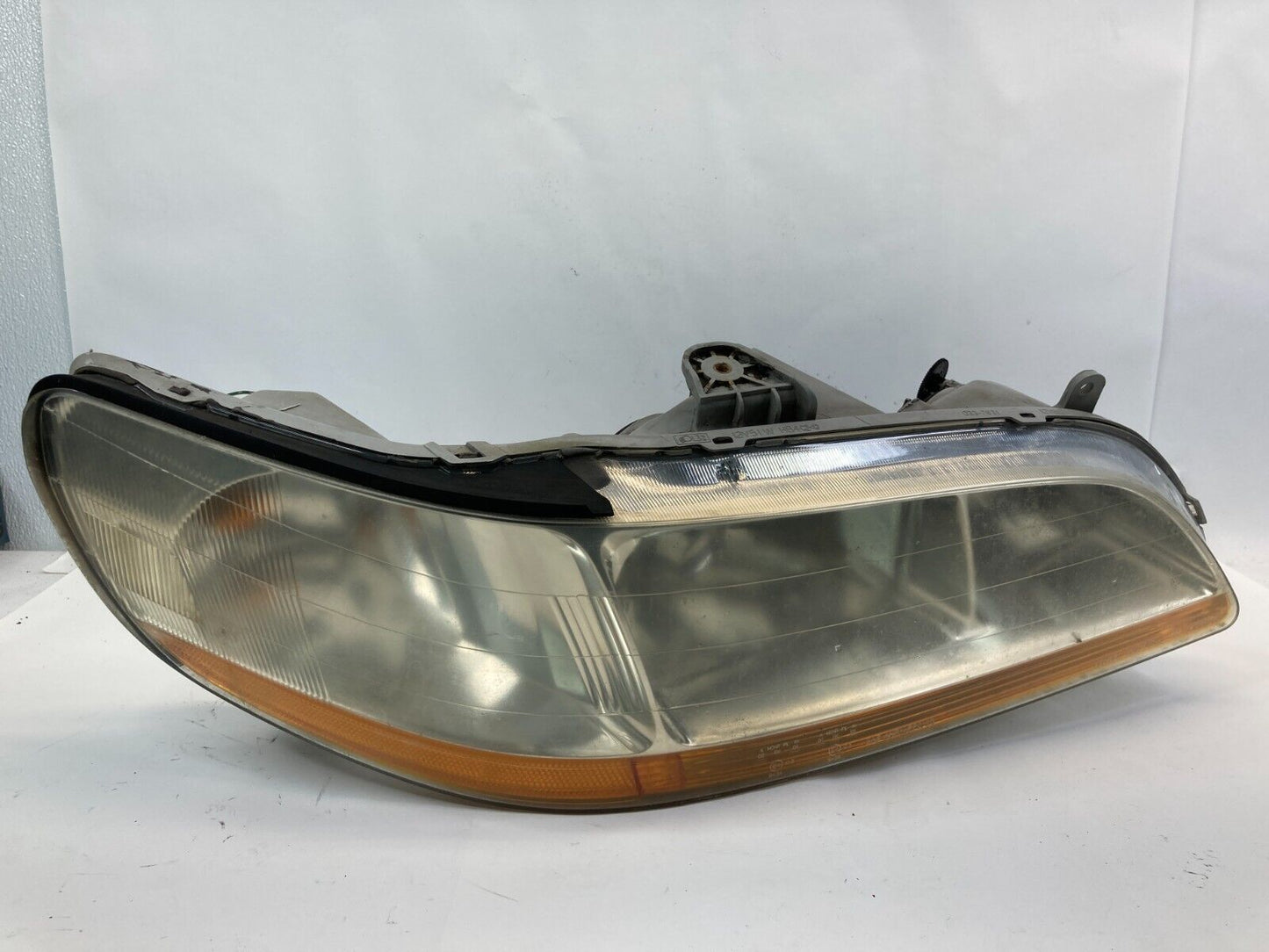 1998 1999 2000 Honda Accord Sedan Front Right Passenger Headlight Headlamp OEM