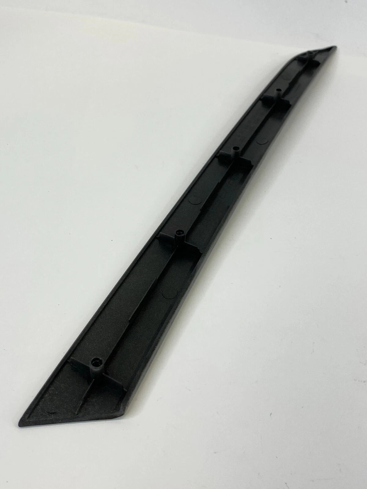 2007-2011 CHEVROLET AVEO SEDAN REAR LEFT DRIVER DOOR PANEL TRIM GARNISH 96649753