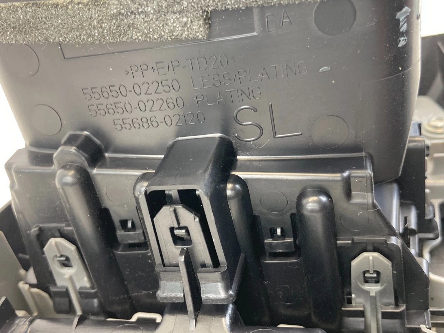 2014-2016 Toyota Corolla Front Left Air Vent Grille A/C w/Bezel 55650-02250 OEM