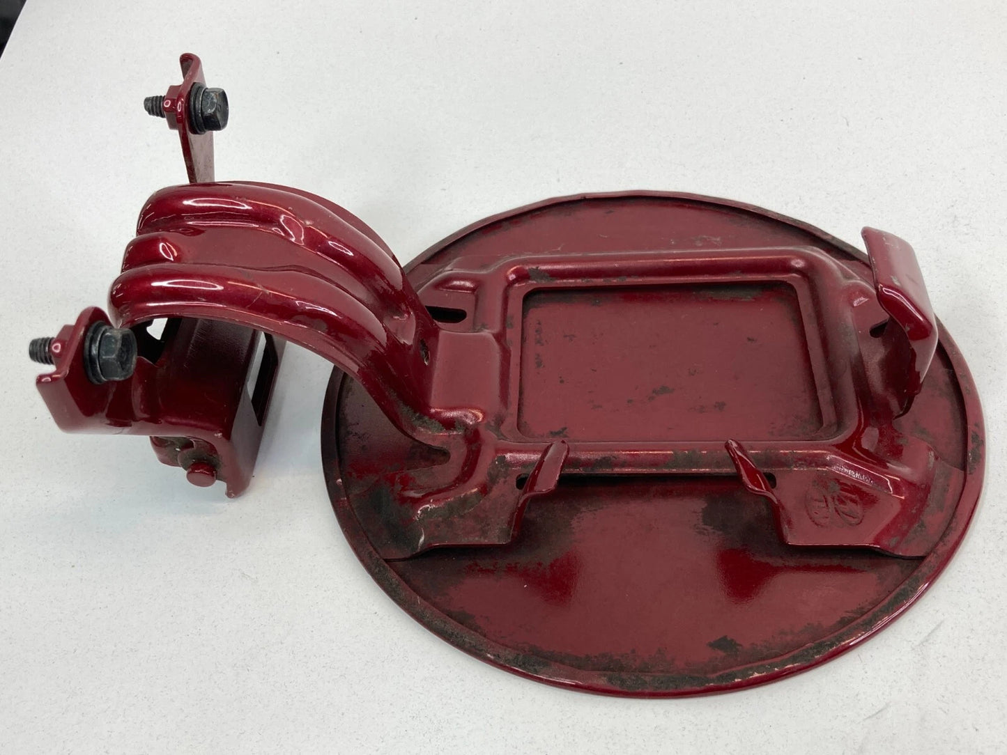 2007-2010 KIA SEDONA BASE FUEL FILLER DOOR GAS LID COVER 7P CHERRY KISS OEM
