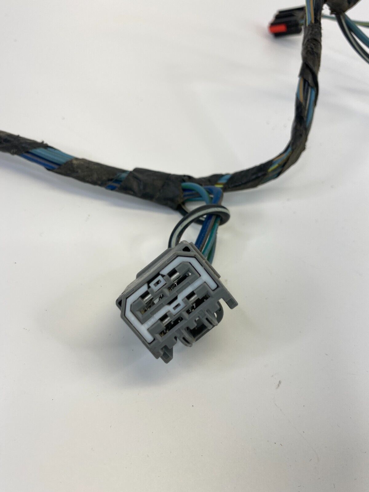 2009-2011 Volkswagen Routan Rear HVAC Evaporator Wire Wiring Harness 02000170