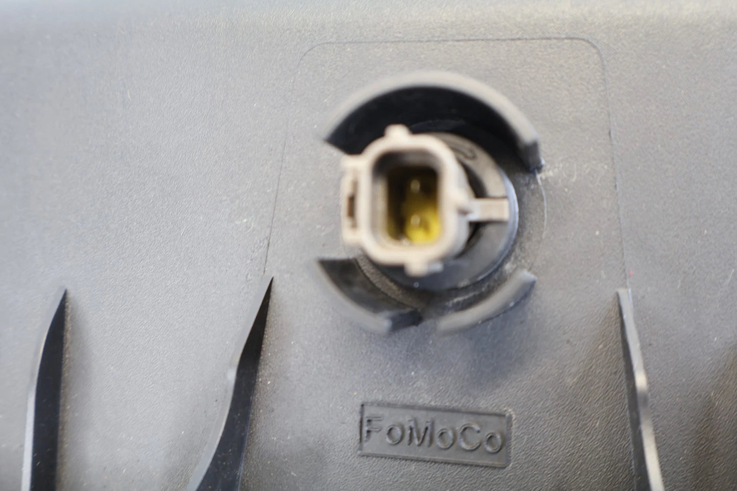 2020-2025 FORD EXPLORER 2.3L AIR CLEANER INTAKE HOUSING BOX ASSY L1M3-9643AC OEM