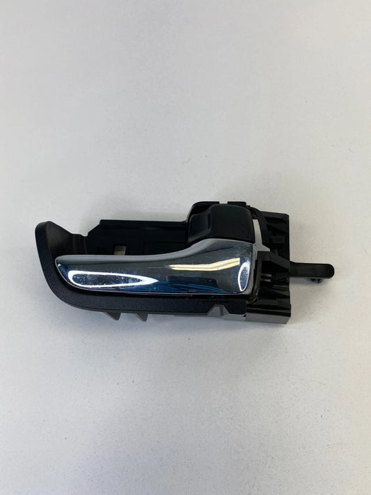 2004-2009 TOYOTA PRIUS REAR RIGHT SIDE INTERIOR DOOR HANDLE ASSEMBLY 69205-47020
