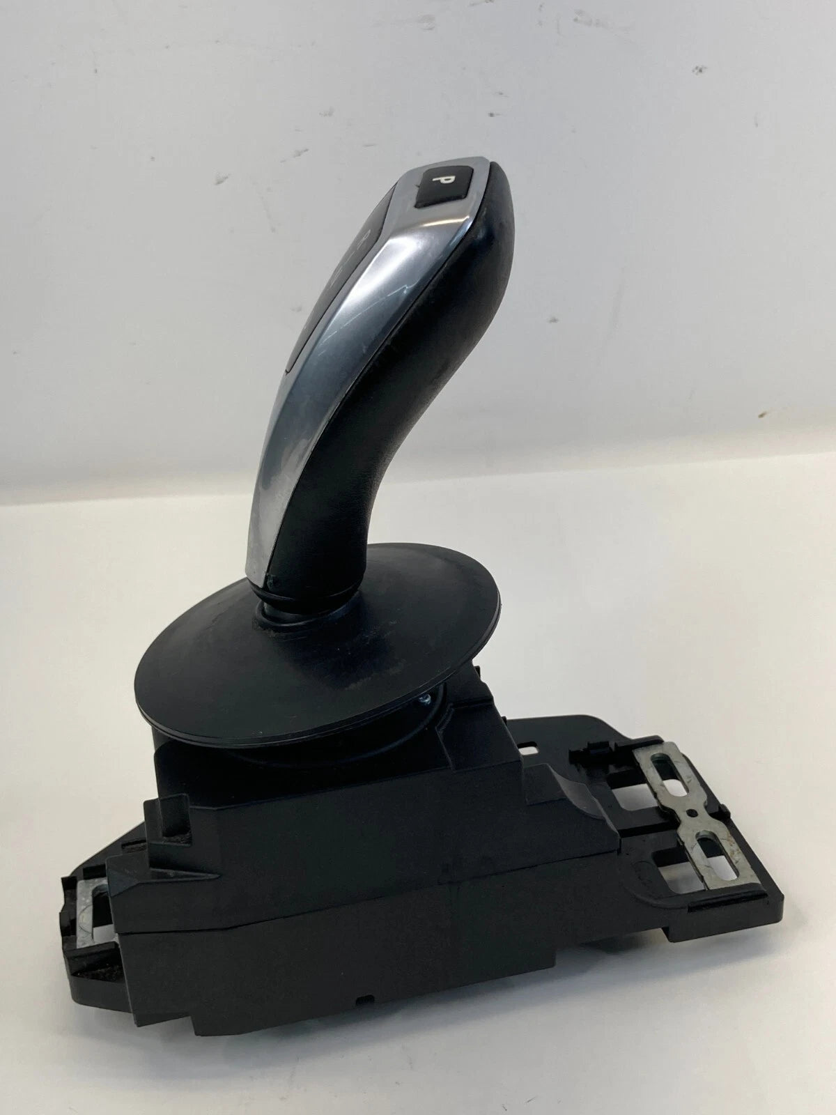 2008 2009 BMW 528 535 09 10 535I XDRIVE AUTOMATIC GEAR SHIFT SHIFTER SELECTOR