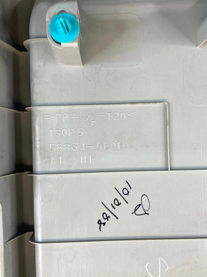 04-06 LEXUS RX330 07-09 RX350 CENTER CONSOLE LOWER TRIM PANEL 58834-0E010 OEM