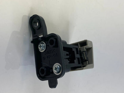 2010-2015 TOYOTA PRIUS DASH LOWER GLOVE BOX LATCH RELEASE BUTTON OEM FACTORY