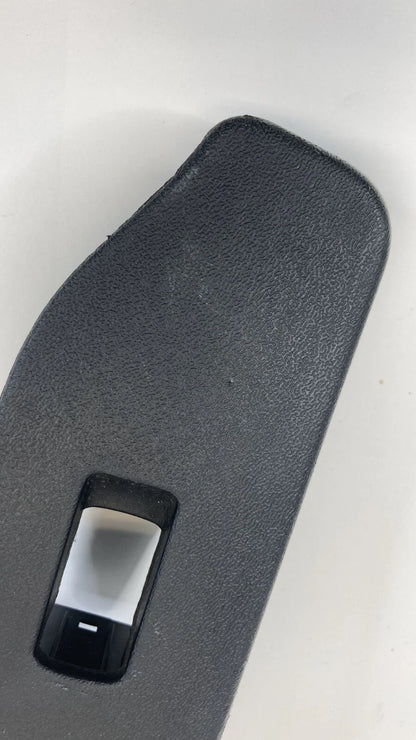 2004-2006 MITSUBISHI GALANT REAR LEFT SIDE DOOR WINDOW SWITCH BEZEL MR590875 OEM