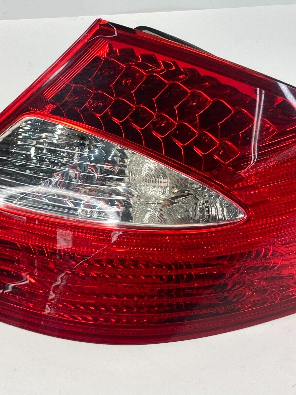 2006-2008 Mercedes-Benz CLS500 Right Passenger Tail Light Taillight A2198200264