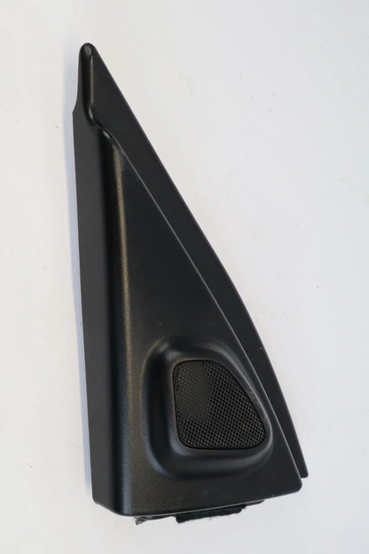 04-06 TOYOTA TUNDRA 01-07 SEQUOIA FRONT LEFT INNER TWEETER SPEAKER DOOR COVER