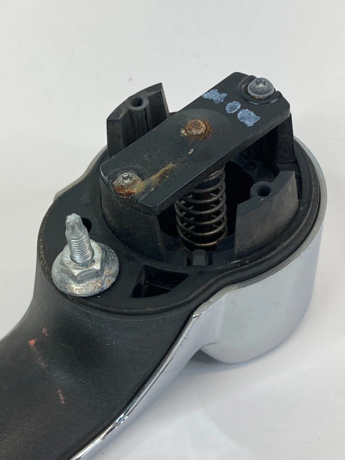 2010 2011 DODGE NITRO FRONT LEFT DRIVER SIDE EXTERIOR OUTSIDE DOOR HANDLE OEM