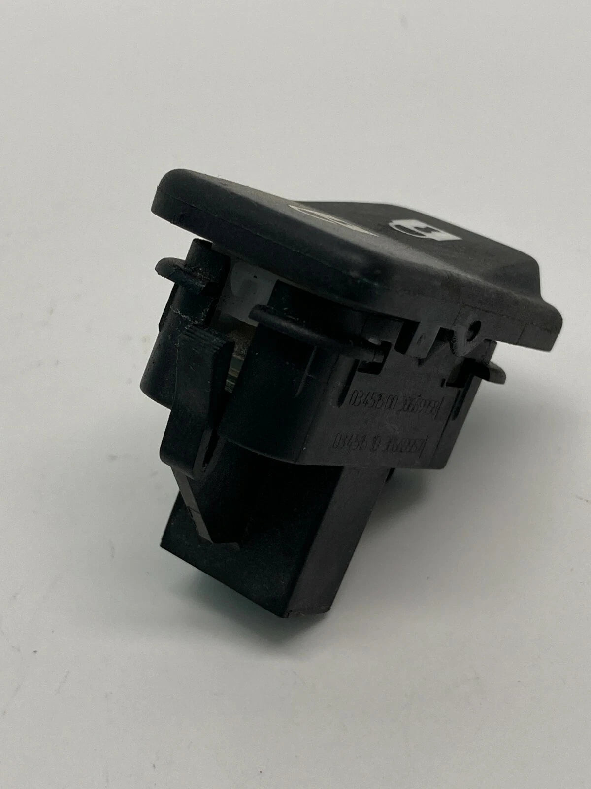 04-11 VOLVO S40 05-11 V50 FRONT LEFT SIDE DOOR LOCK SWITCH BUTTON 30669957 OEM