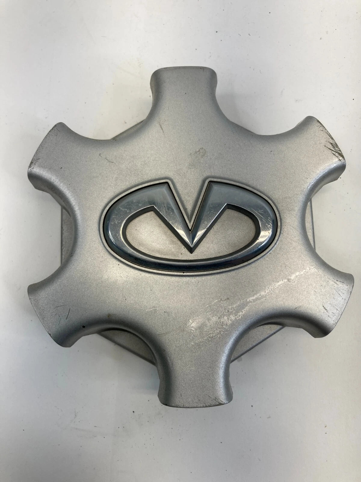 2001 2002 2003 INFINITI QX4 WHEEL RIM HUBCAP CENTER CAP HUB CAP 40342-3W700 OEM