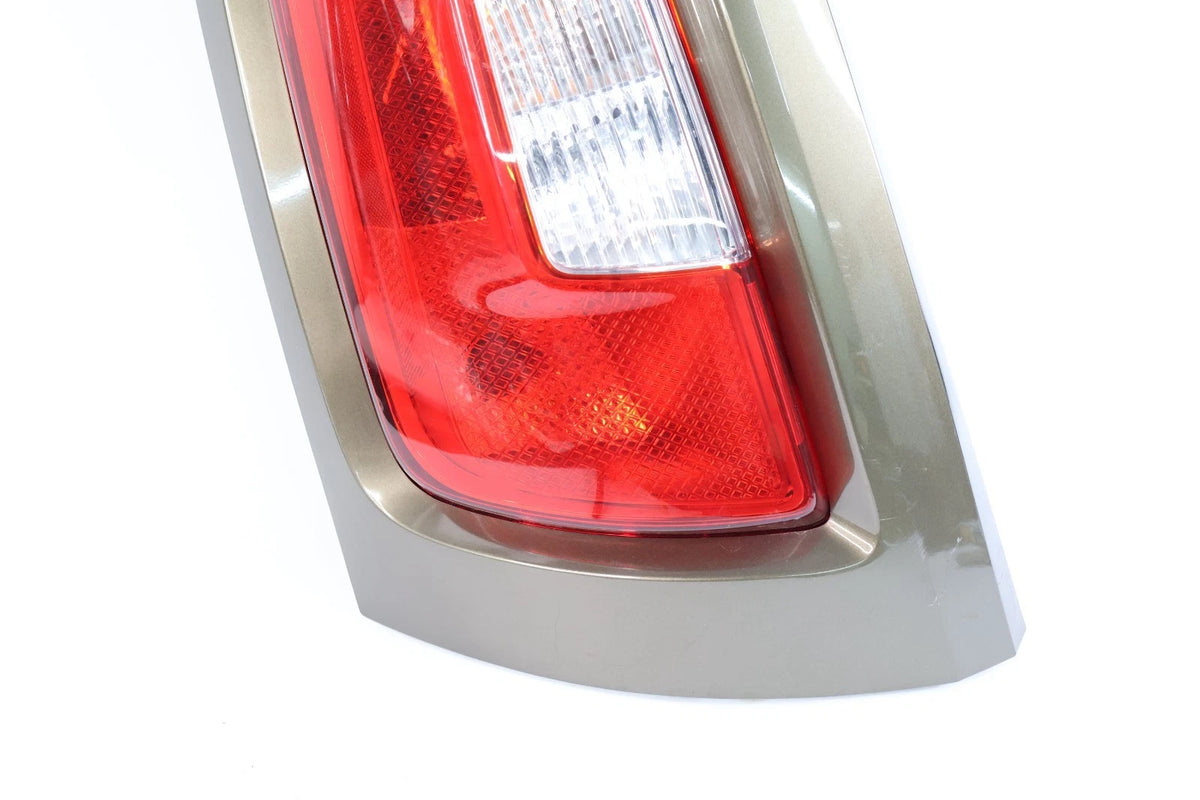 2012 2013 KIA SOUL DRIVER LEFT SIDE TAIL LIGHT LAMP TAILLIGHT 92401-2K5 OEM
