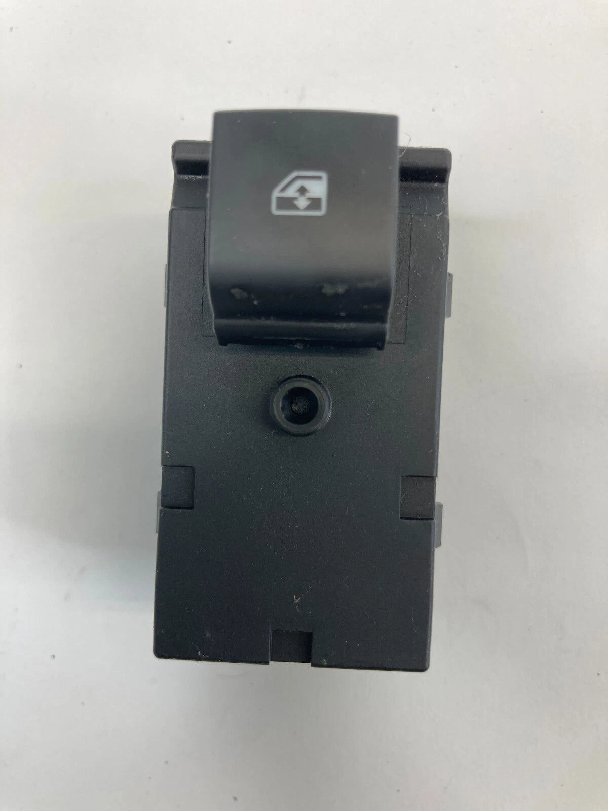 2010-2017 CHEVY EQUINOX REAR LEFT SIDE DOOR WINDOW CONTROL SWITCH 20933566