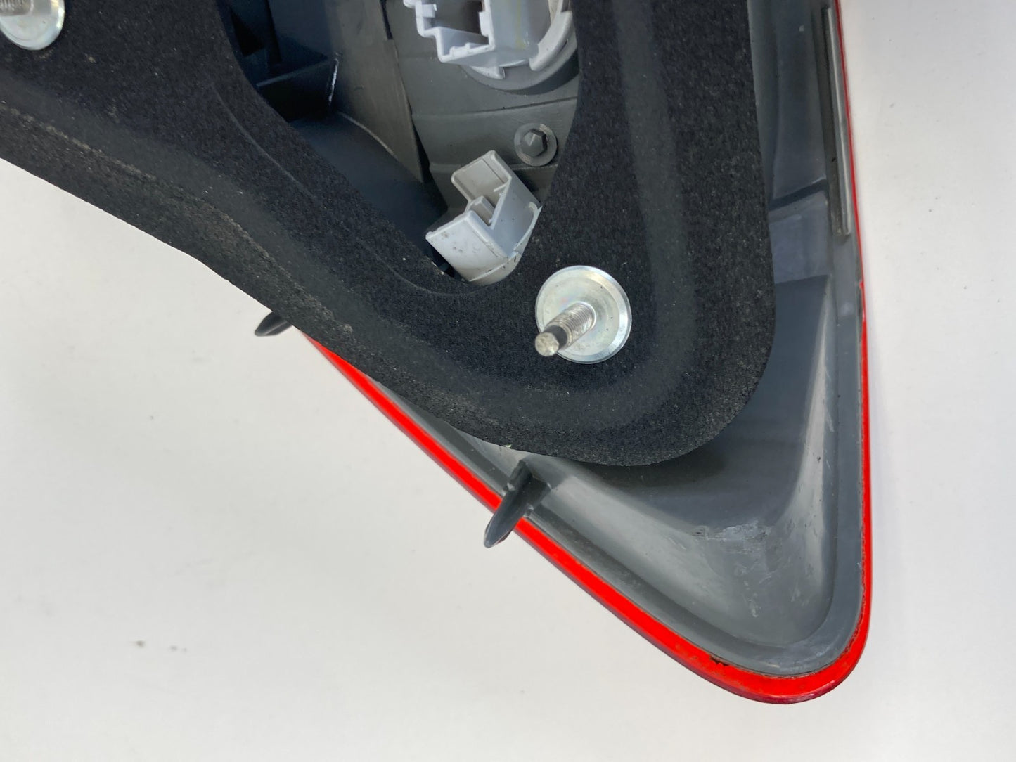 2006-2008 Honda Civic Sedan Right Tail Light Outer Taillight Assembly