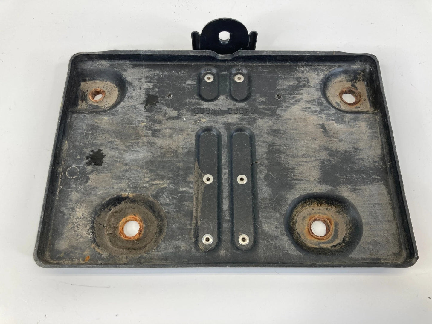 2007 2008 INFINITI G35 LOWER BATTERY HOLDER HOLD DOWN TRAY ASSEMBLY OEM