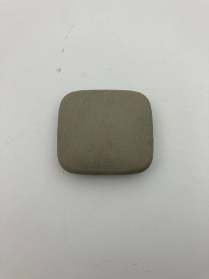 98-05 LEXUS GS300 LEXUS GS400 FRONT LEFT OR RIGHT SEAT BELT RETRACTOR CAP COVER
