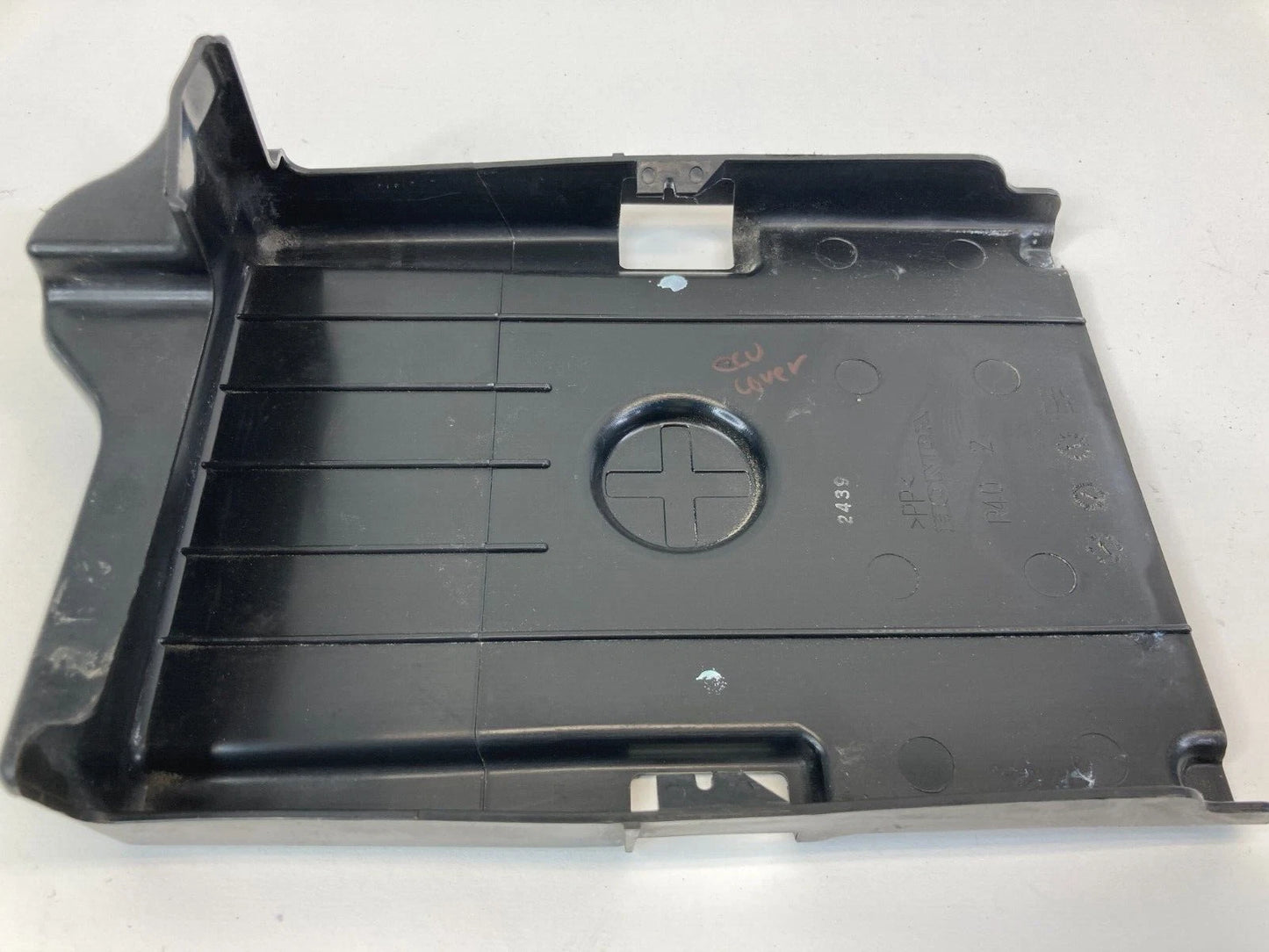 2008-2012 HONDA ACCORD 2.4L ENGINE COMPUTER HOUSING COVER TRIM ECM COVER OEM