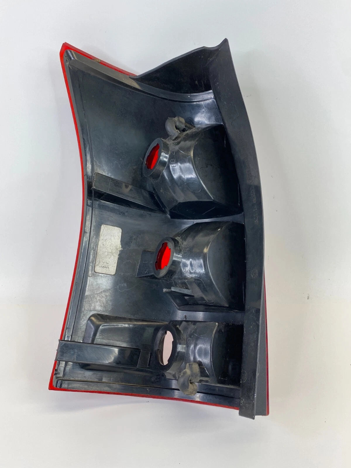 2002-2007 SATURN VUE RIGHT SIDE TAIL LIGHT TAILLIGHT TAILLAMP ASSY 22711438 OEM