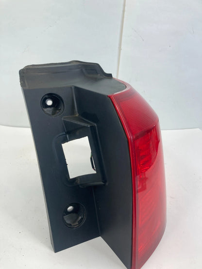 2010-2017 GMC TERRAIN FRONT RIGHT PASSENGER OUTER TAIL LIGHT LAMP BRAKE UNIT OEM