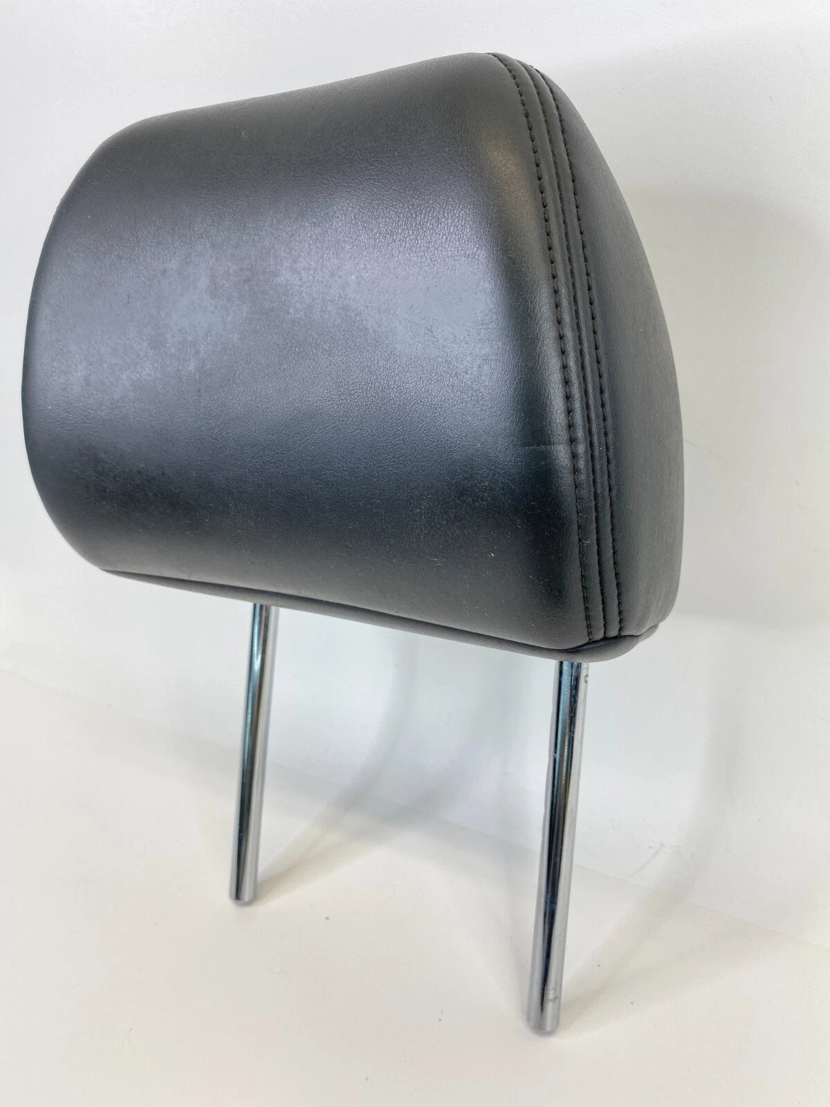 2007 2008 INFINITI G35 SEDAN FRONT PASSENGER SEAT HEADREST HEAD REST FR RH