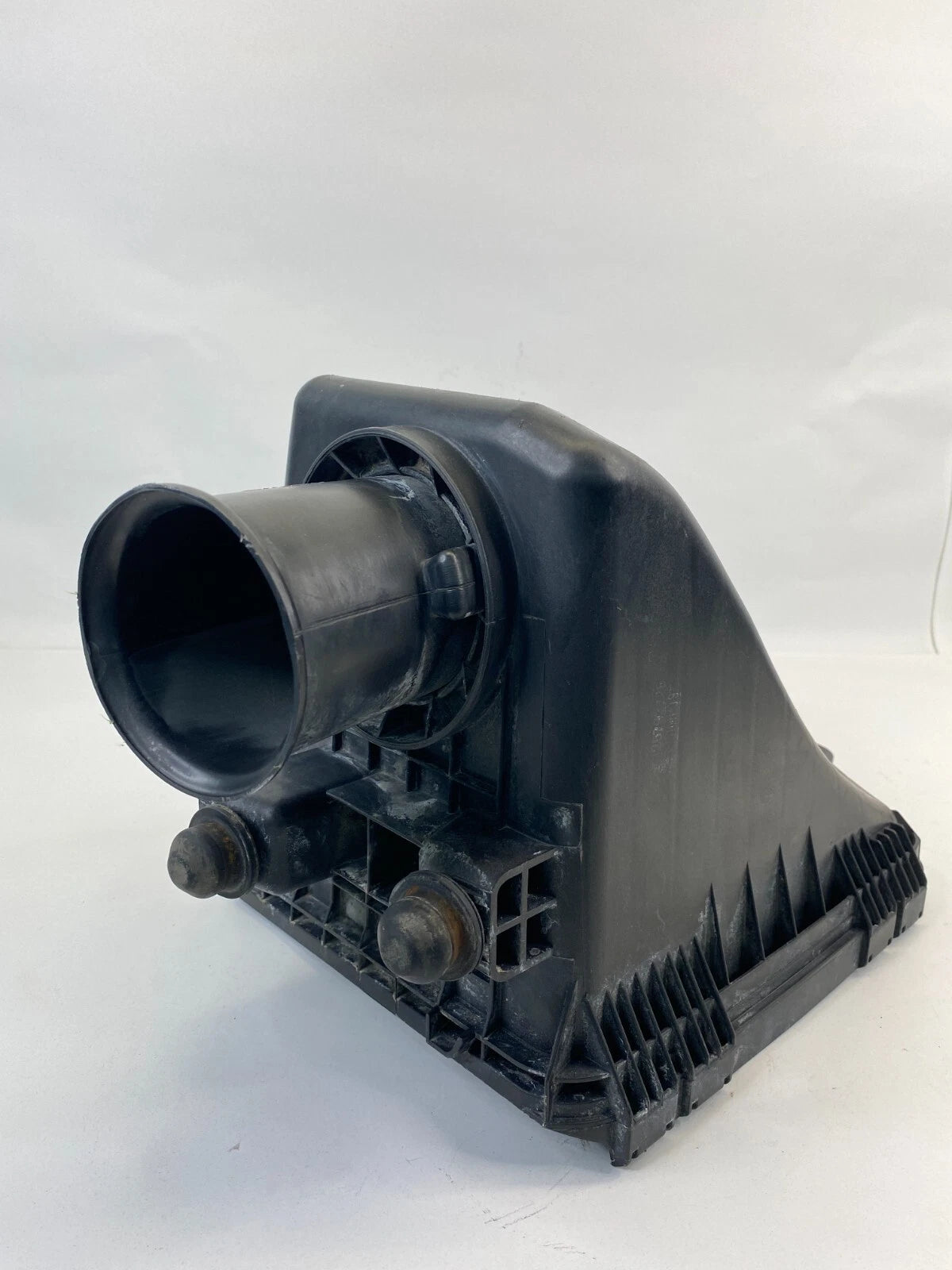 2006-2009 TORRENT 05-09 EQUINOX 3.4L AIR INTAKE FILTER CLEANER BOX LOWER HOUSING