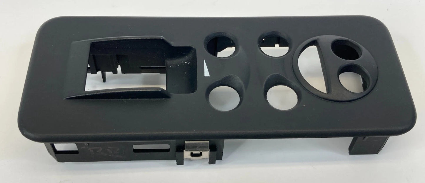 06-09 LAND ROVER RANGE ROVER SPORT REAR RIGHT DOOR WINDOW SWITCH BEZEL TRIM OEM