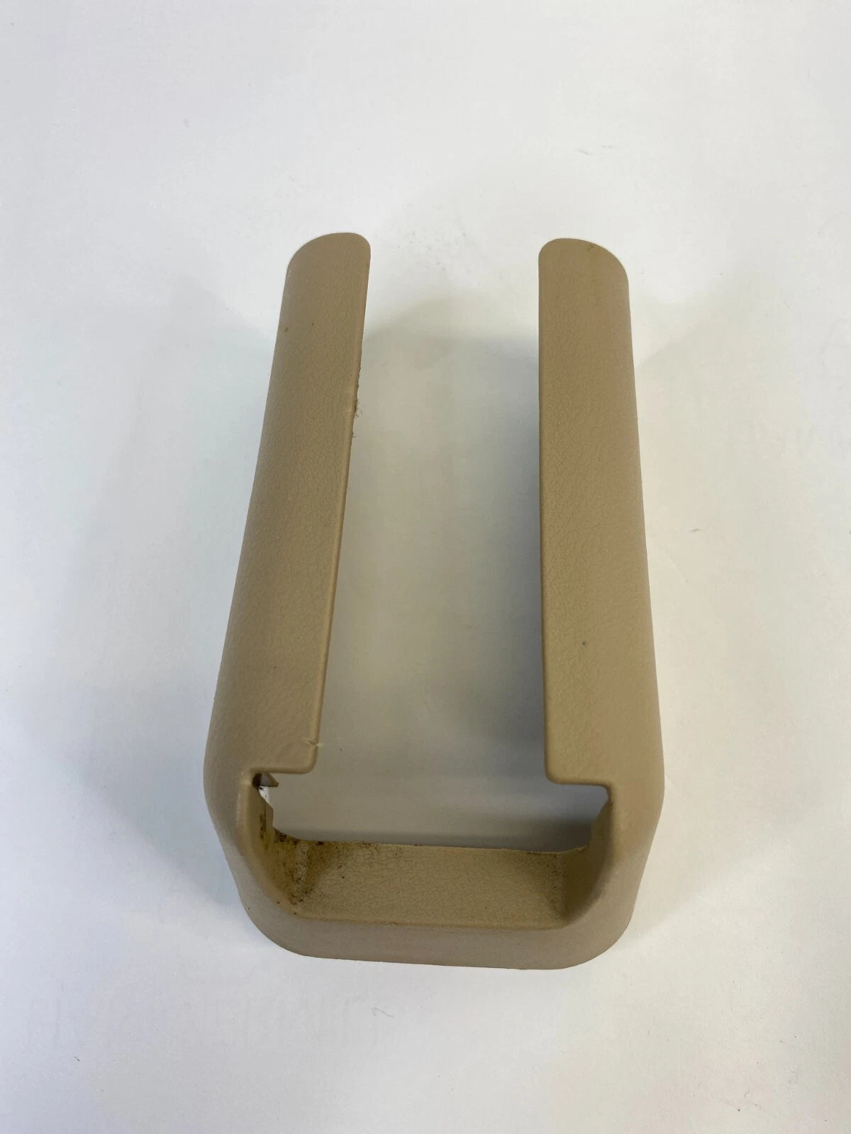 2003-2007 HONDA ACCORD REAR RIGHT SEAT TRACK END COVER TRIM 179T0-H6057 OEM