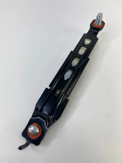 2012-2017 HYUNDAI ACCENT FRONT LEFT OR RIGHT SIDE SEAT BELT HEIGHT ADJUSTER OEM