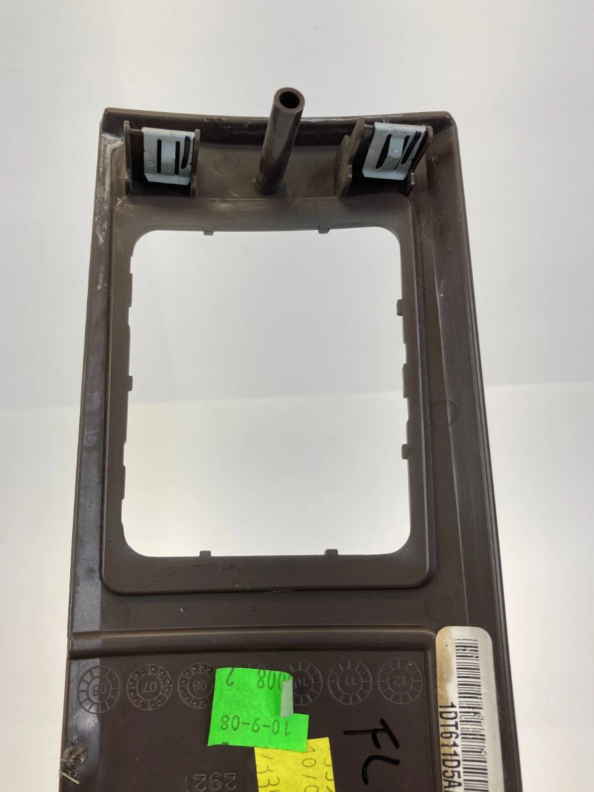 09 10 CHRYSLER TOWN & COUNTRY DASH HEADLIGHT SWITCH BEZEL COVER TRIM 1DT611D5AA