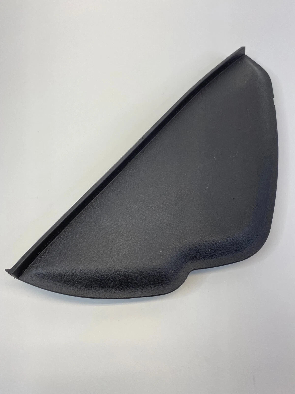 2007-2010 HYUNDAI SONATA DASH RIGHT SIDE CRASH PAD COVER LID CAP 84767-3K110 OEM