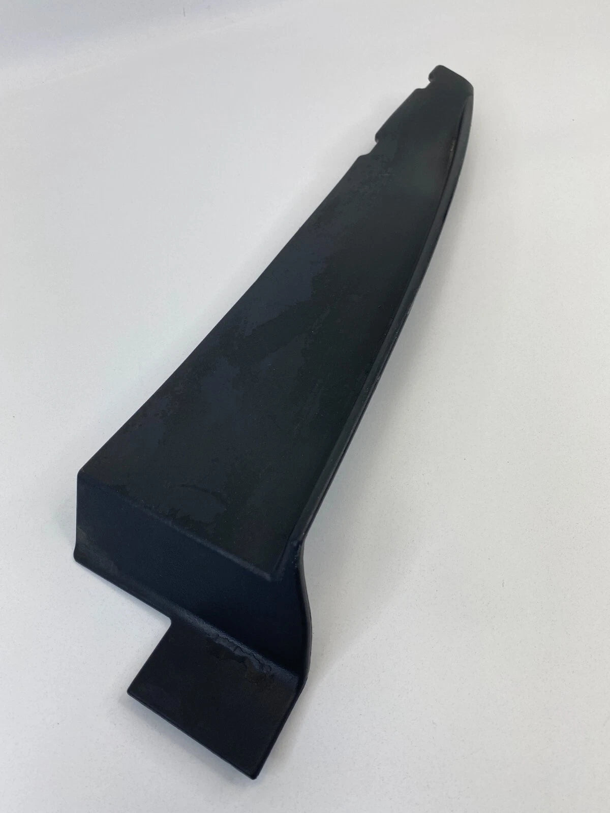 06-10 DODGE CHARGER LEFT DRIVER SIDE UNDER HOOD PANEL COVER BEZEL TRIM 04806169A