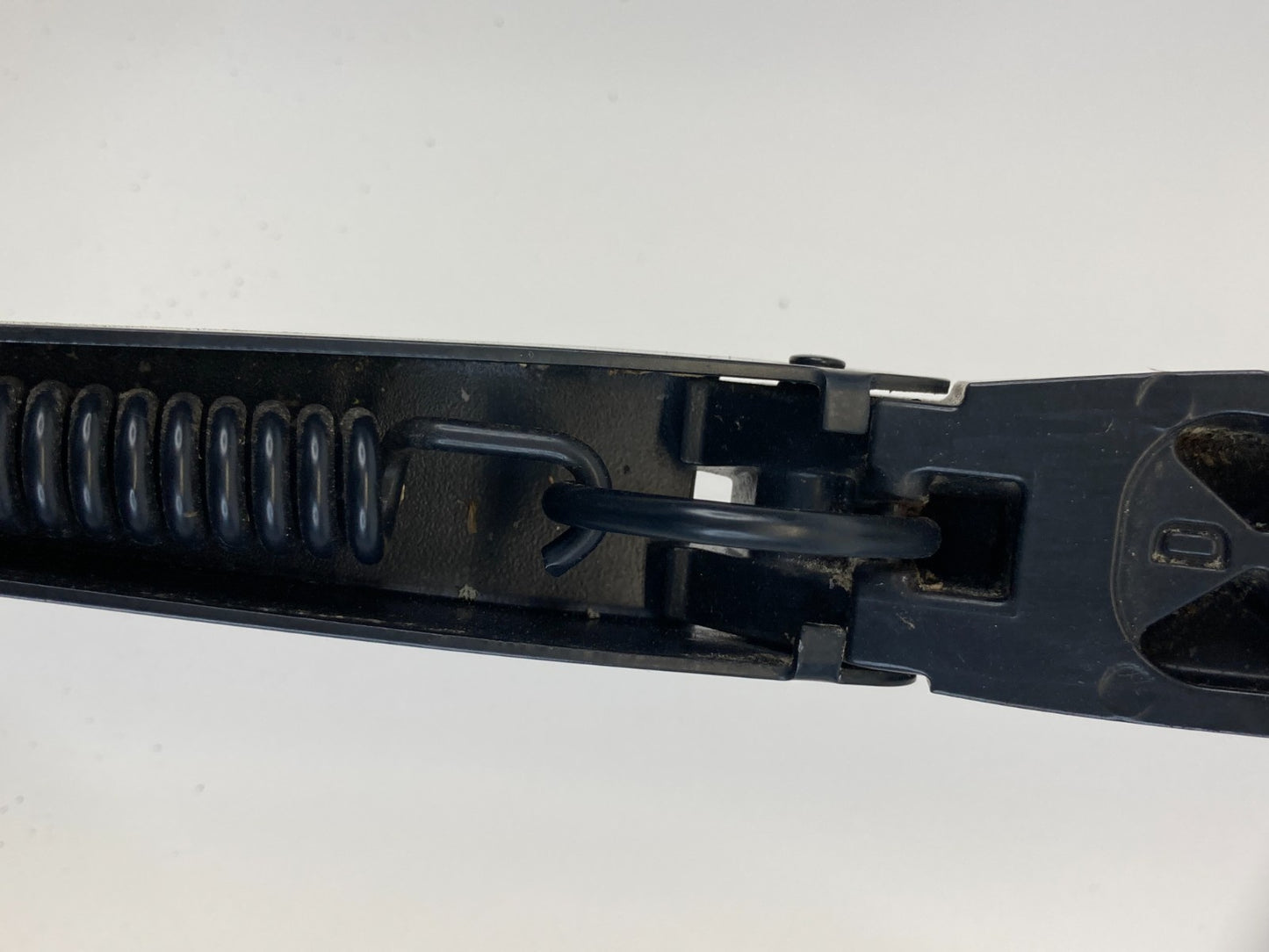 2014 15 16 17 18 2019 Kia Soul Front Windshield Wiper Arm Pair Set OEM