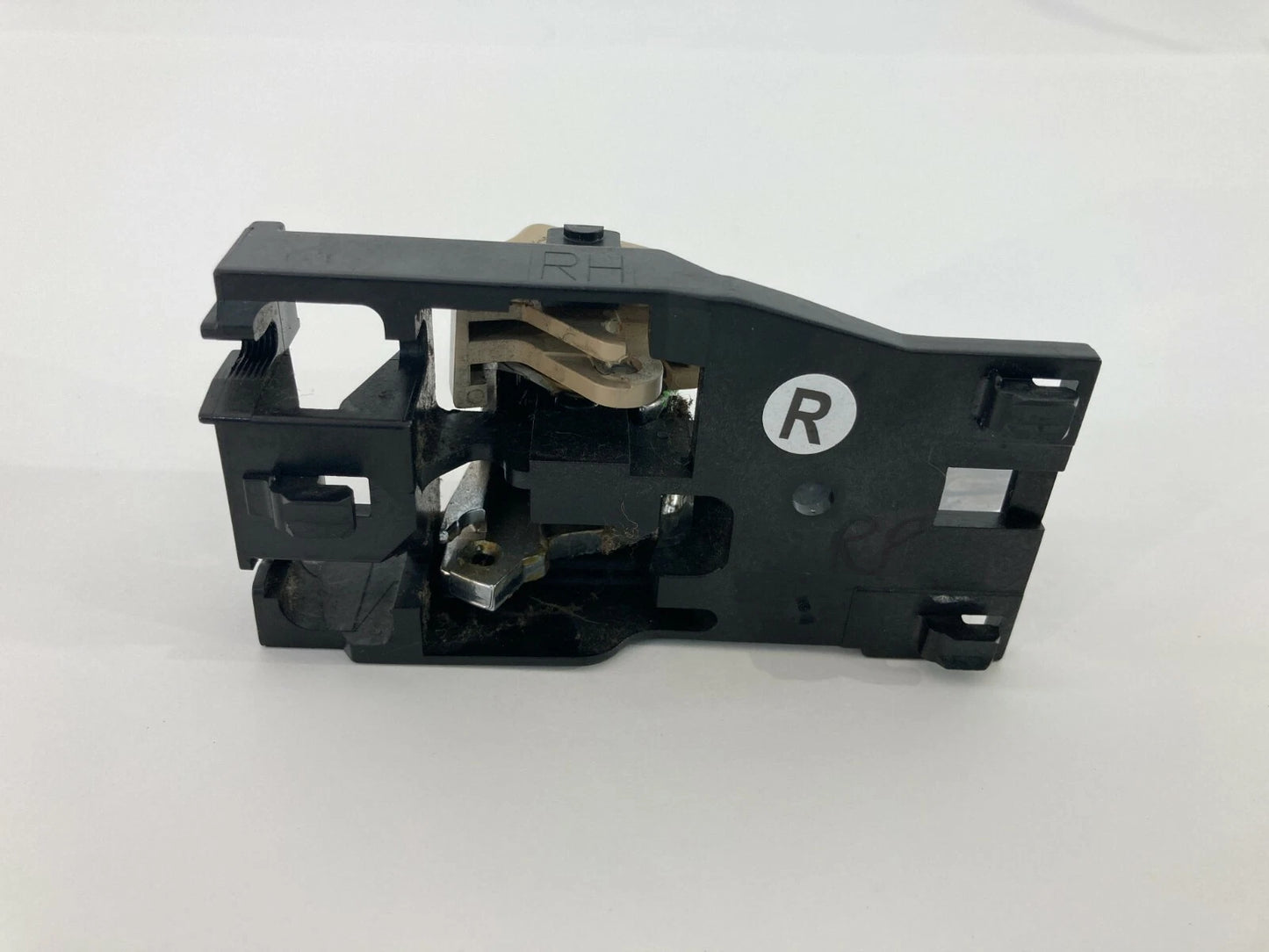 2000-2004 TOYOTA AVALON FRONT RIGHT PASSENGER SIDE INNER DOOR HANDLE 69205-AC010