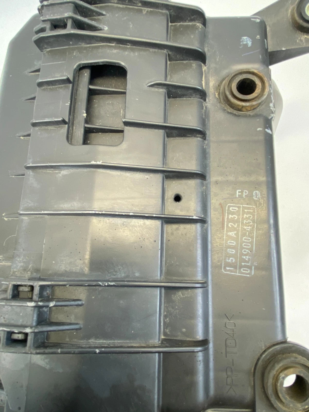 2008-2013 MITSUBISHI OUTLANDER AIR CLEANER INTAKE BOX FILTER ASSEMBLY 1500A230