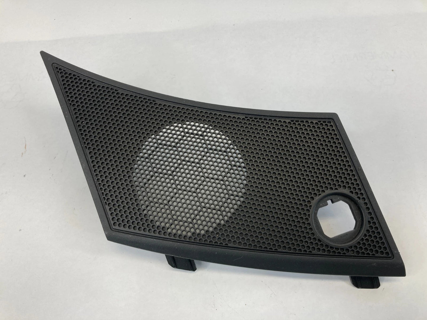 11-13 NISSAN ROGUE FRONT RIGHT SIDE SPEAKER GRILLE COVER TRIM 28176-JM11A OEM