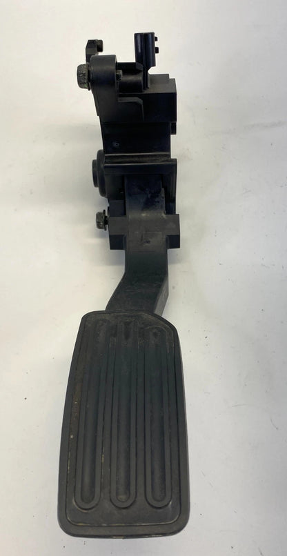 2013-2019 NISSAN SENTRA S SV SR SL ACCELERATOR GAS PEDAL ASSEMBLY 18002-3RA0 OEM