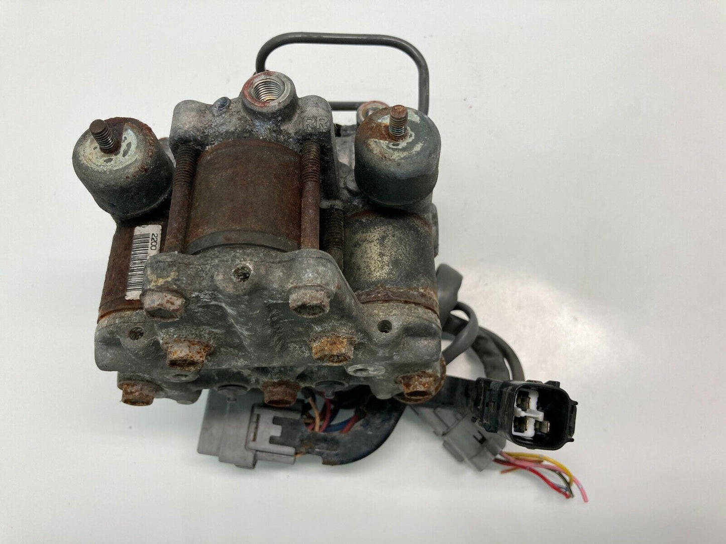 1995 1996 Lexus LS400 4.0L V8 RWD ABS Anti Lock Brake Pump Actuator 44510-50060