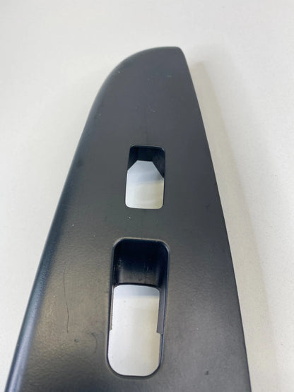 07-10 HYUNDAI ELANTRA FRONT RIGHT DOOR WINDOW SWITCH BEZEL COVER TRIM 935752H200