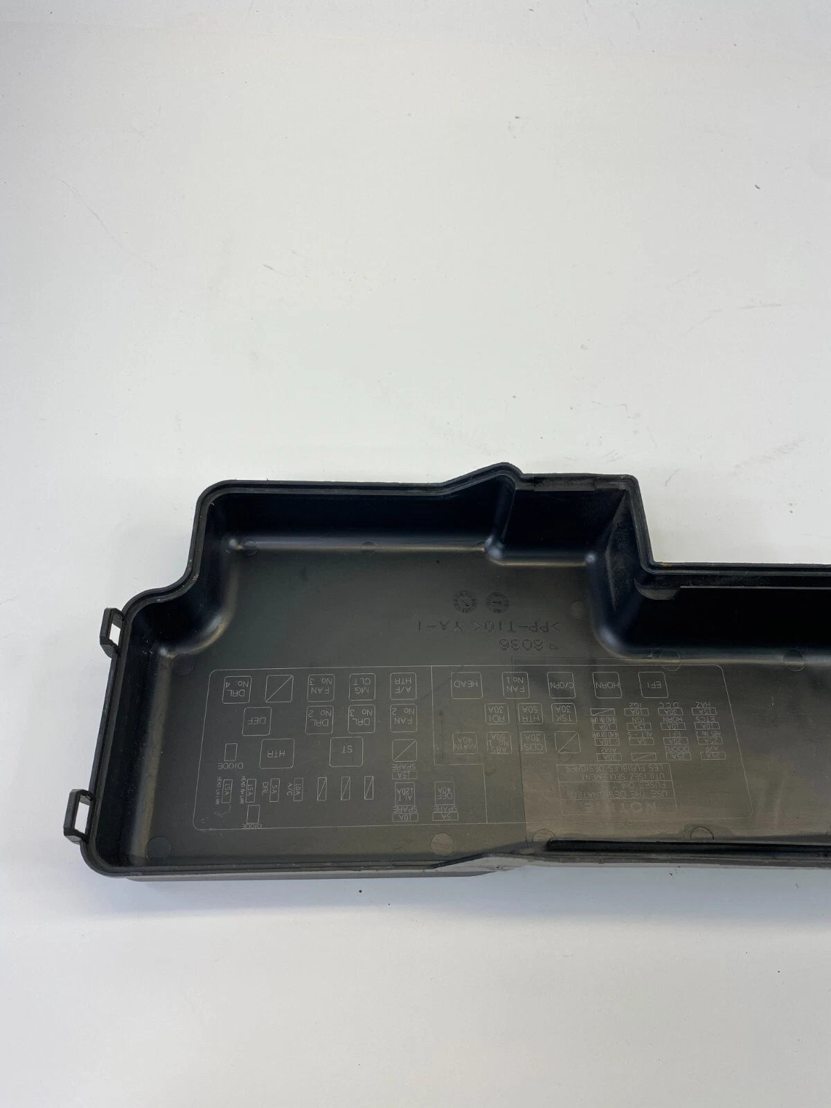 2004 2005 2006 TOYOTA SOLARA 2.4L UNDER HOOD ENGINE FUSE BOX COVER UPPER TRIM