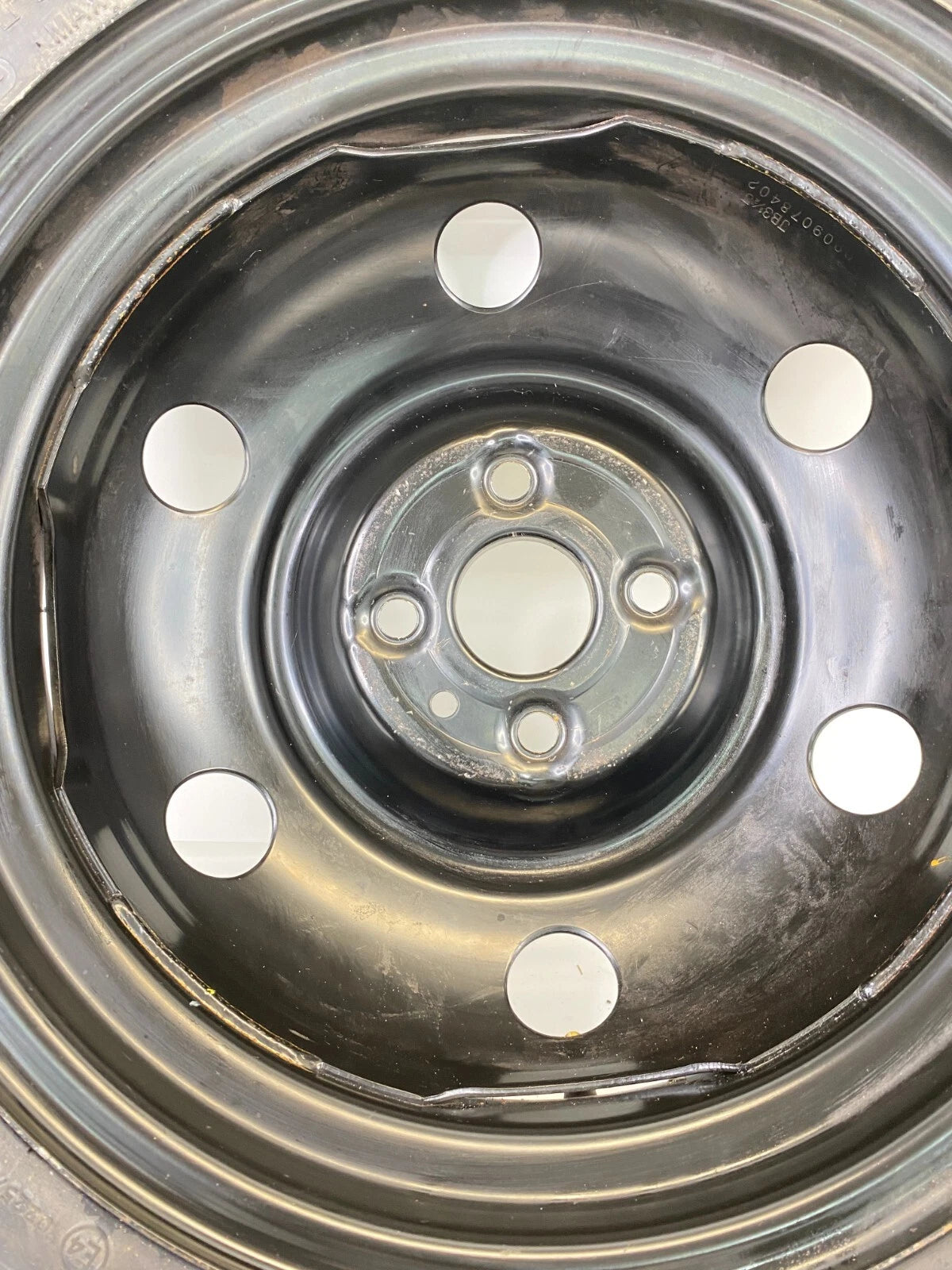 06-11 HYUNDAI ACCENT EMERGENCY SPARE TIRE WHEEL DONUT T115/70D15 R15 52910-1G850