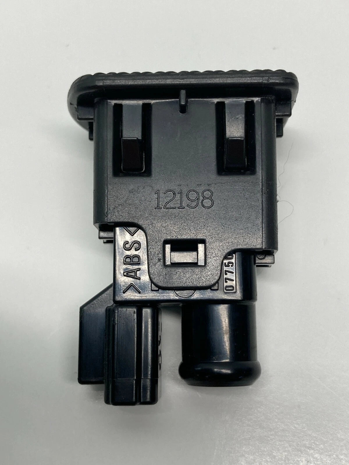 05-15 CADILLAC CTS 05-11 STS AIR TEMPERATURE SENSOR MODULE UNIT 0775004430 OEM
