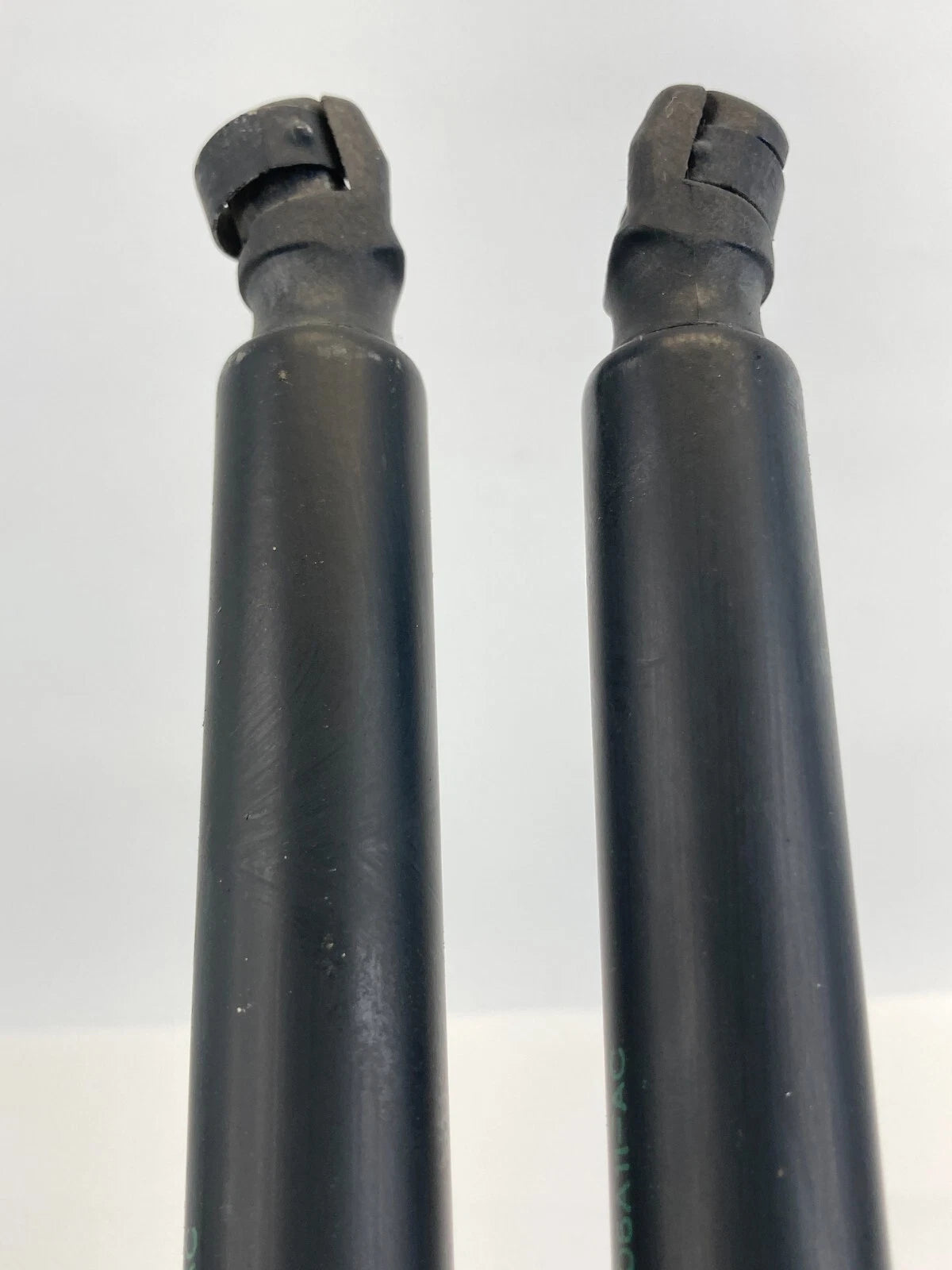 08-12 FORD ESCAPE REAR LIFTGATE SHOCK STRUT SUPPORT SET PAIR 8L84-78406A10-AC