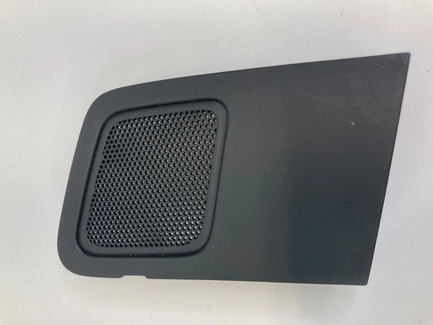 03-05 SUZUKI GRAND VITARA FRONT LEFT DRIVER SPEAKER TWEETER COVER TRIM 7383250J0