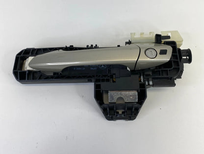 06-16 MERCEDES-BENZ E350 FRONT LEFT DRIVER EXTERIOR DOOR HANDLE A204-7601534 OEM