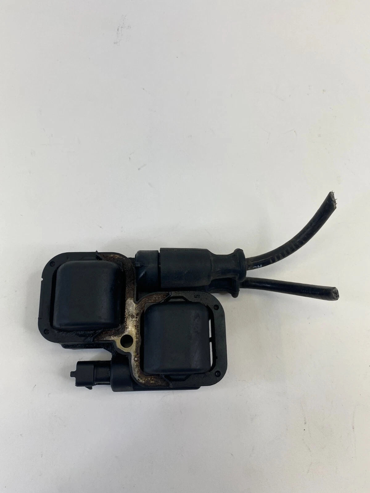 98-05 MERCEDES-BENZ E320 98-02 E430 3.2L ENGINE IGNITION COIL 0221503035 OEM