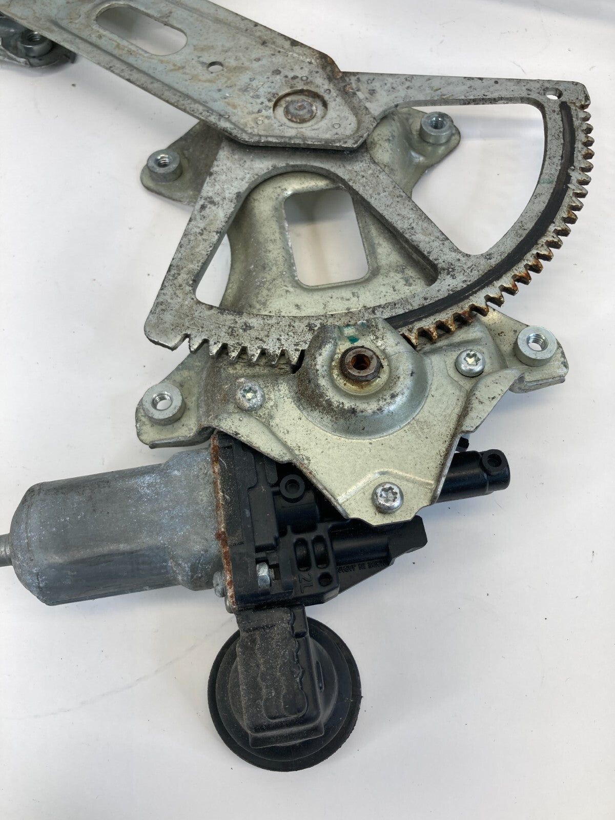 2006-2008 Lexus IS250 IS350 Front Door Power Window Motor 85720-58010 OEM